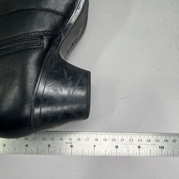 Clarks Women's Size 8.5 Emily Holly Black Leather Ankle Booties - Picture 14 of 14